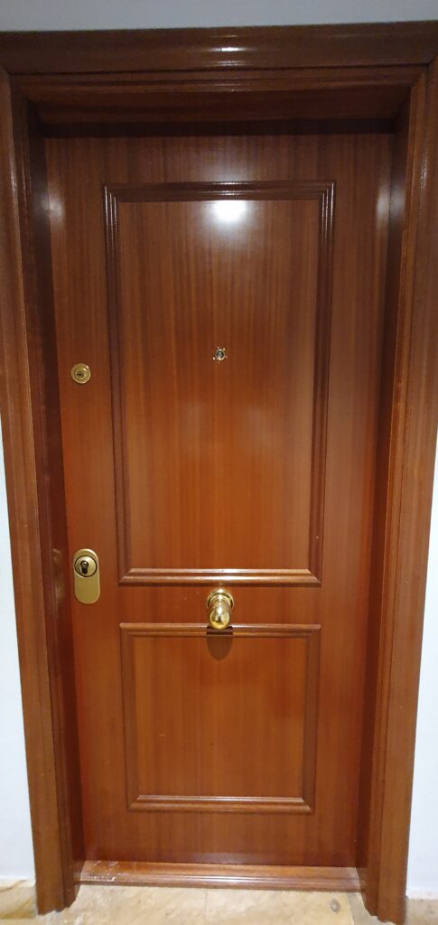 Puerta "aceptable"